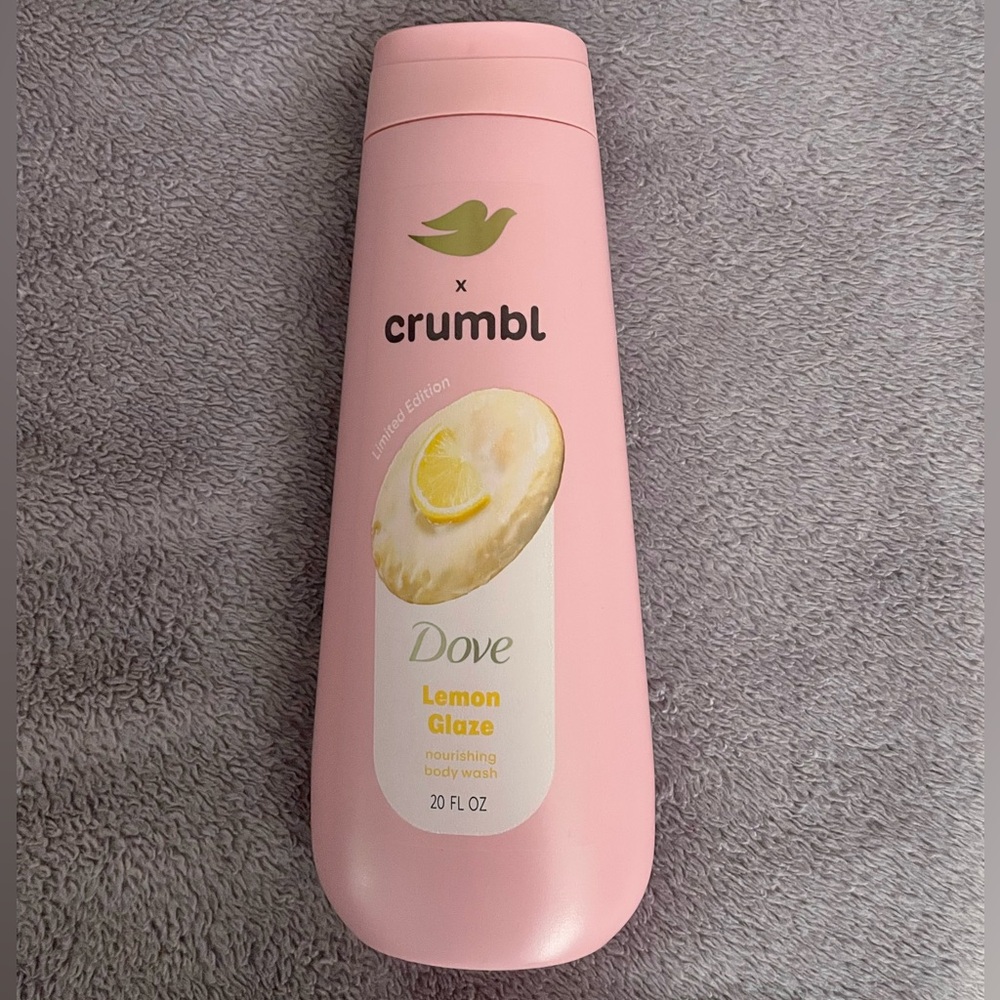 NEW & Never Used - Dove x Crumbl Limited Edition Lemon Glaze Body Wash